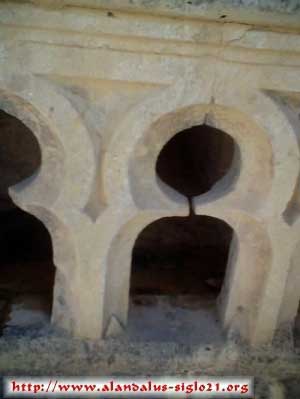 Balaustre tallado en piedra natural